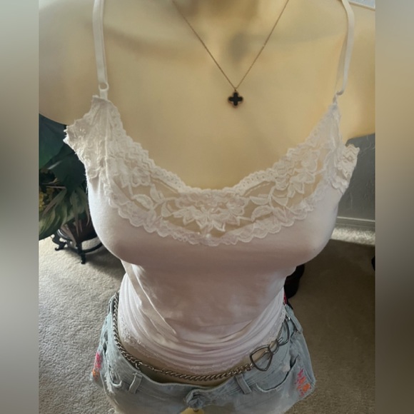 Y2K lace trim cami with adjustable straps ❣️ - Picture 8 of 11